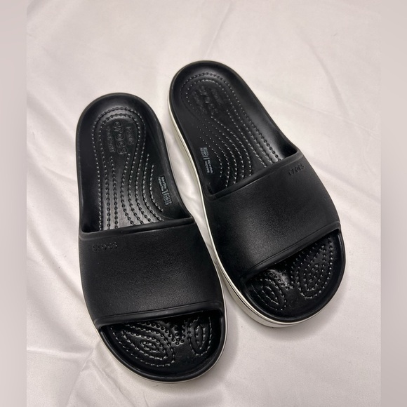 CROCS Black Slide Sandals - Picture 1 of 9